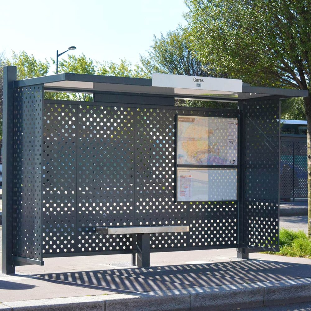 Mobilité urbaine Le Havre Seine Métropole abri bus CIRRUS anti-vandalisme Urbanéo banc métal et cadre plan réseau