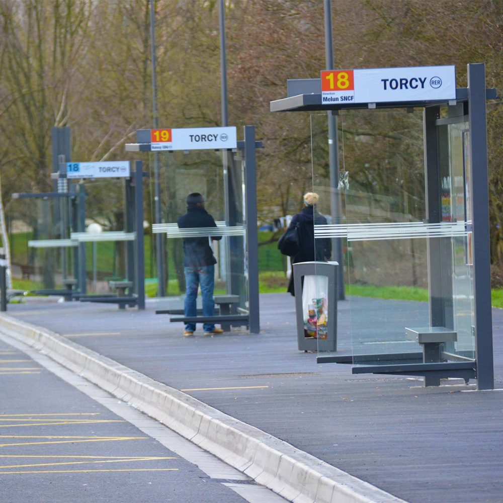 Abribus Urbanéo gamme CIRRUS standard Gare de Torcy