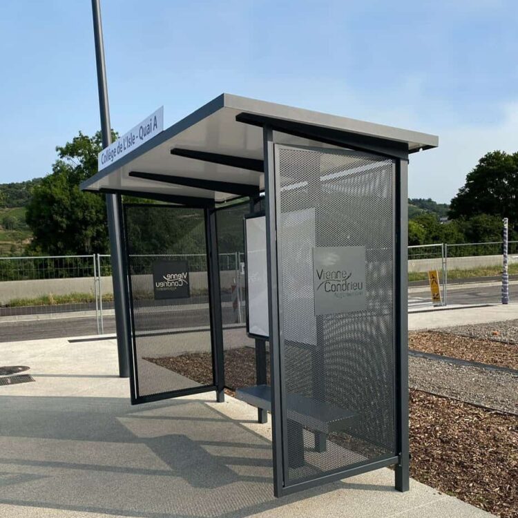 Abri bus scolaire Urbanéo agglomération Vienne-Condrieu
