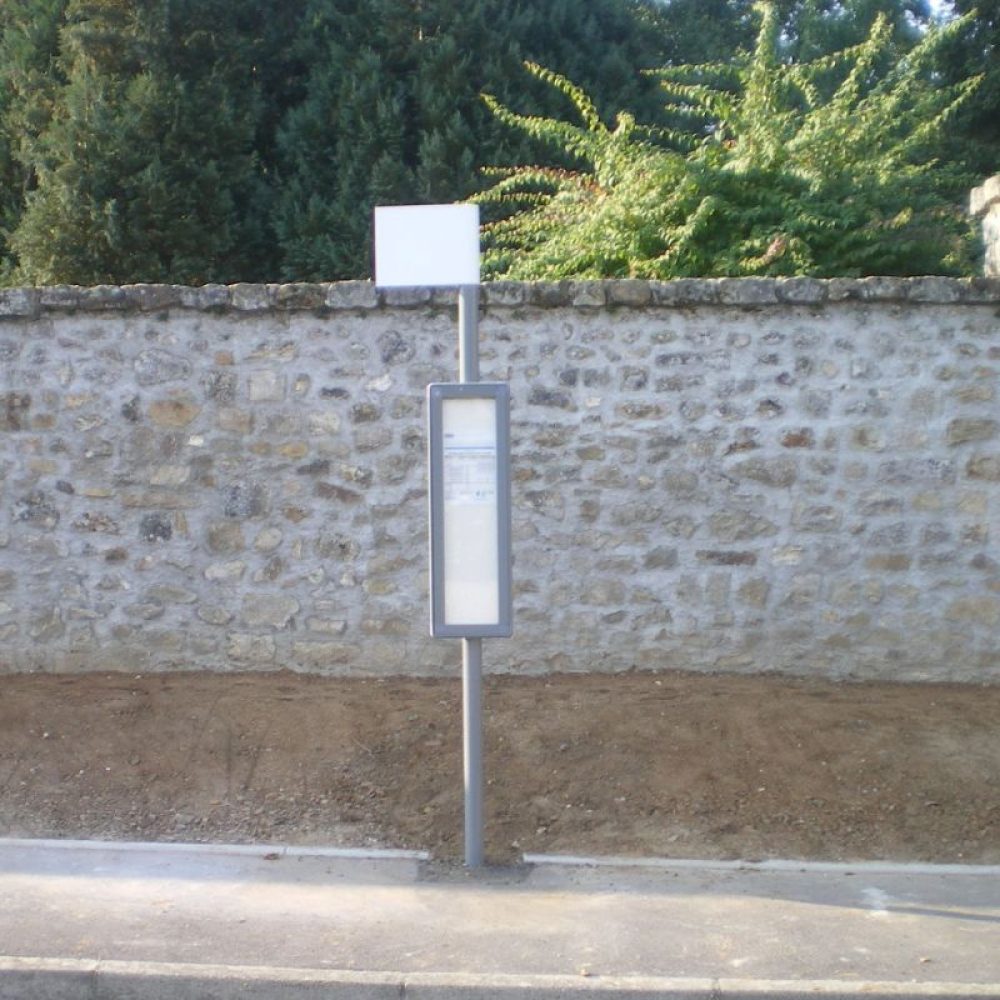 Poteau d'arrêt bus MISTRAL EVO Urbanéo pour TRANSDEV