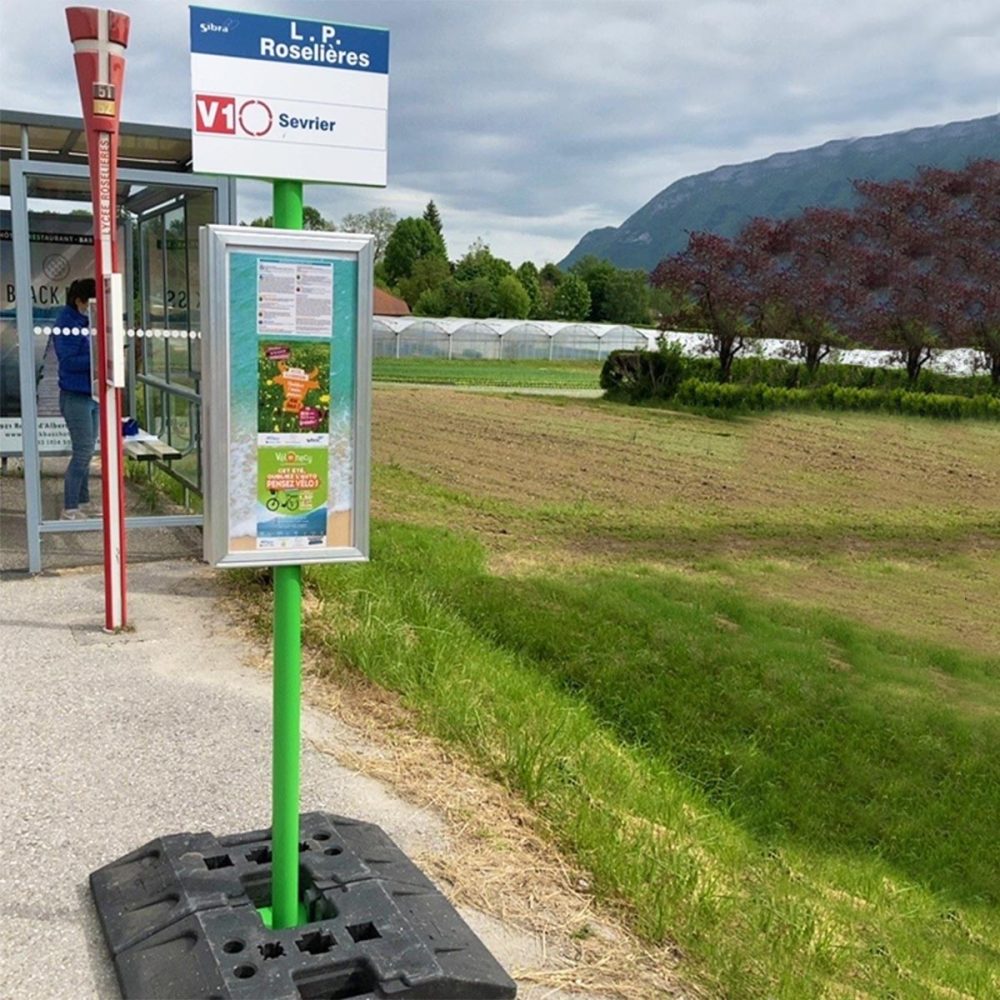 Mobililté urbaine - Poteau provisoire ERIS Urbanéo Annecy Mobililté urbaine - Poteau provisoire ERIS Urbanéo Annecy