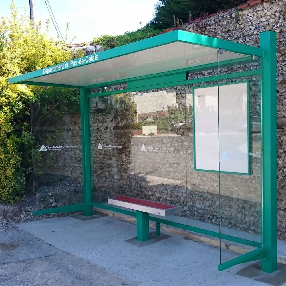 Cadre horaires acier information voyageurs Urbanéo équipement abribus Urbanéo département du Pas de Calais Cadre horaires acier information voyageurs Urbanéo équipement abribus Urbanéo département du Pas de Calais