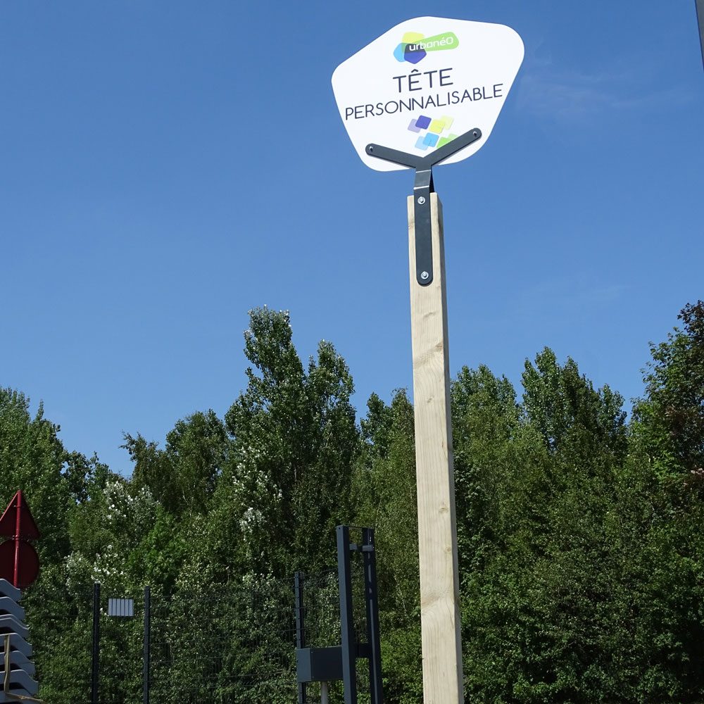 poteau d'arrêt scolaire Urbanéo Rhéa en bois