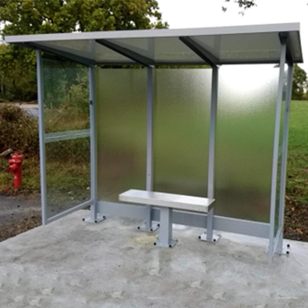 Abri bus CAMPAGNE Standard Urbanéo avec banc pour le département Loire-Atlantique