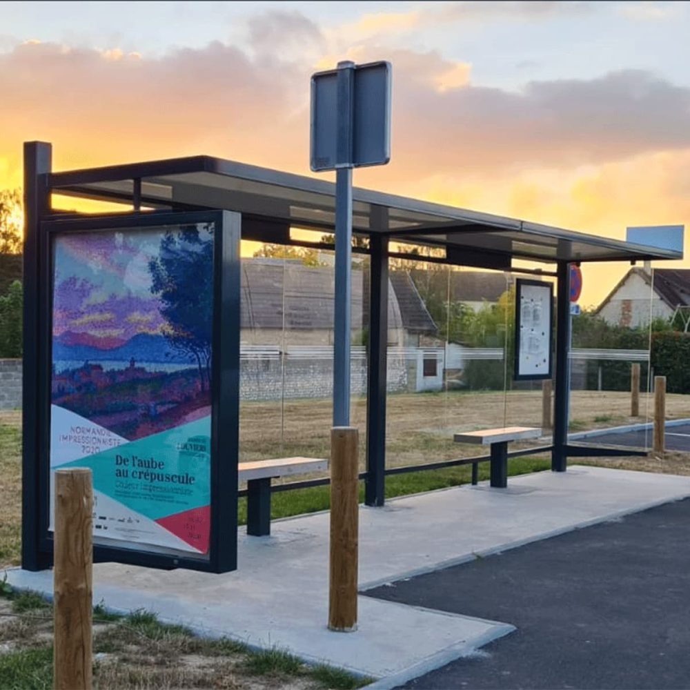 Abri bus CIRRUS double à caisson publicitaire implantation département Eure
