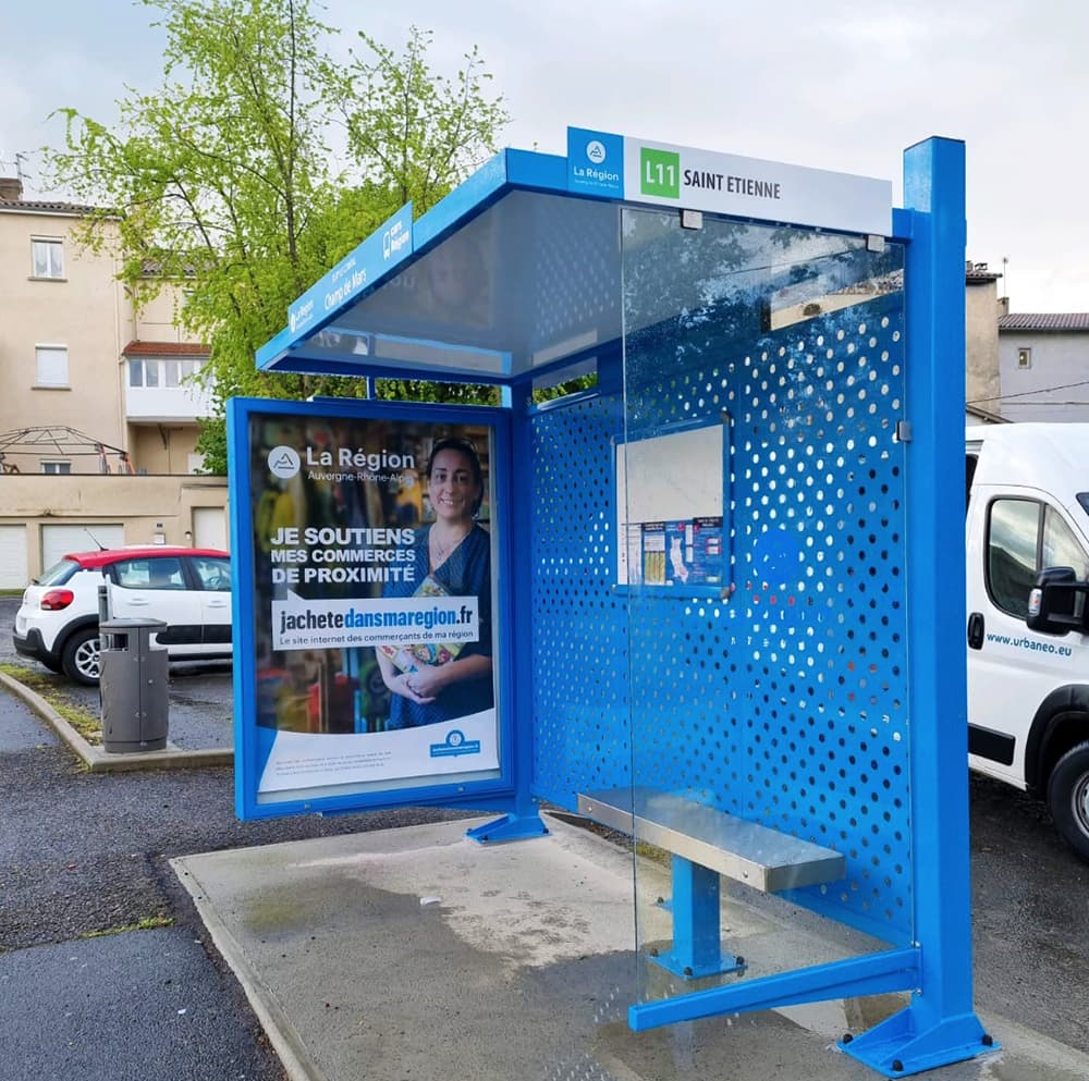 abribus sur platine antivandalisme Cirrus région AuRA