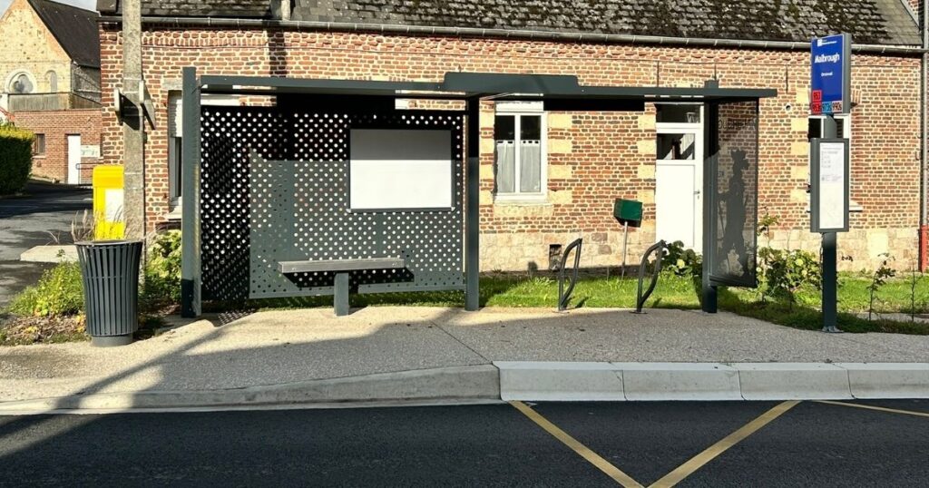 abris bus abris vélo zone rurale périurbaine Urbanéo