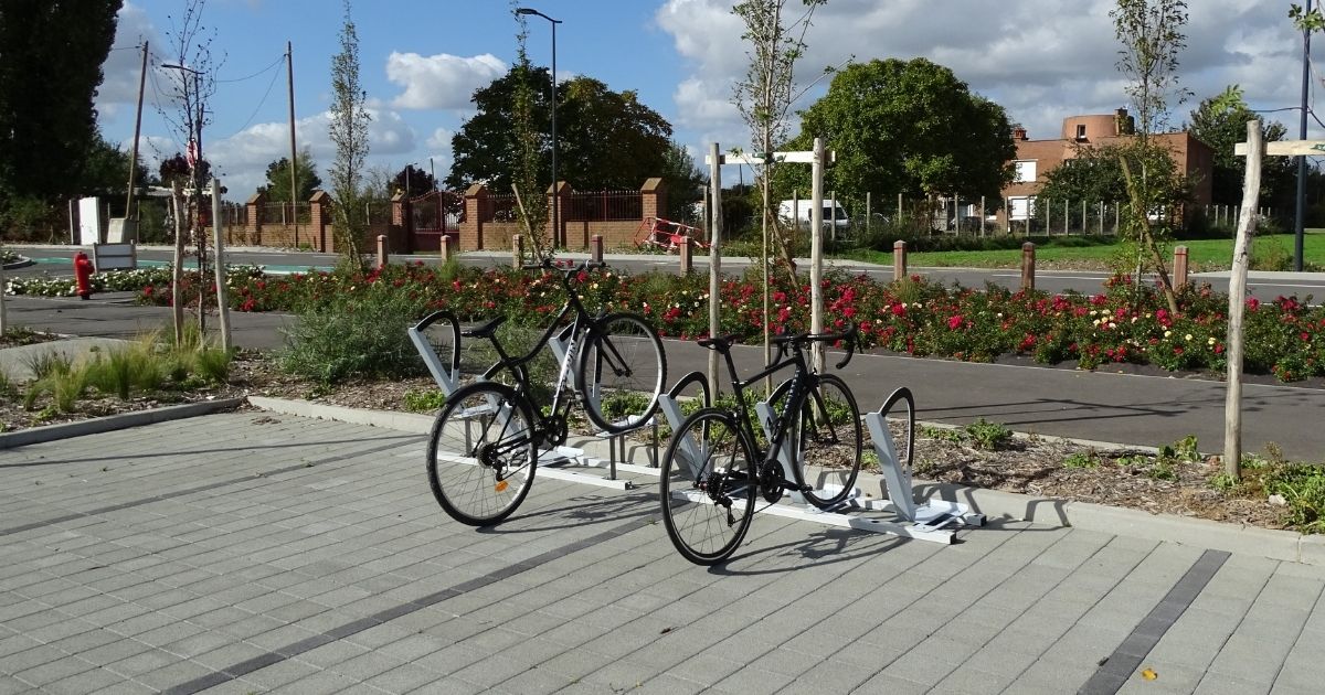 Rack à vélo ZEPHYR double niveau Urbanéo